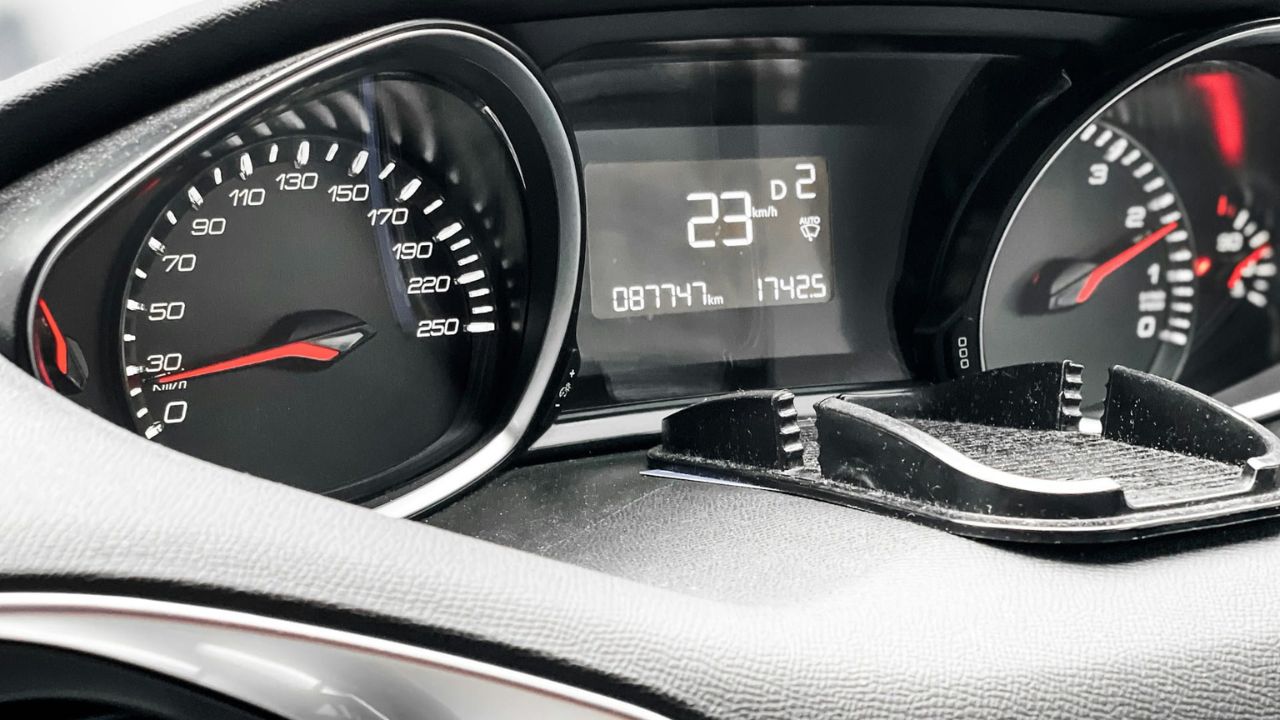 Tableau de bord de la Peugeot 208