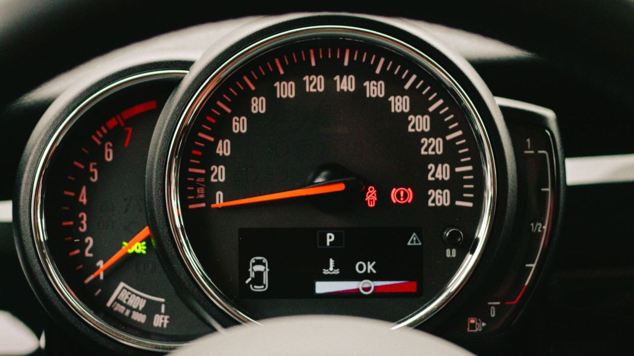 Les voyants sur une Clio 5